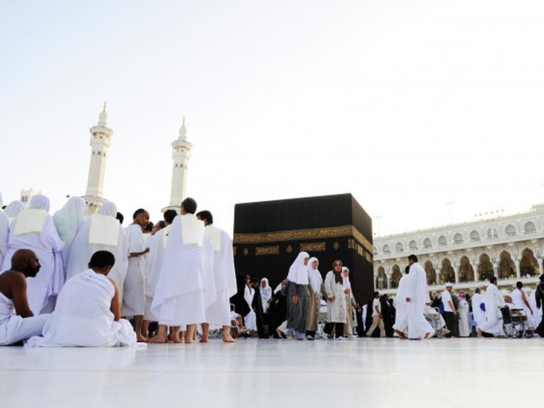 perbedaan umroh haji