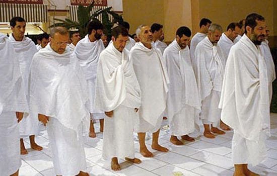 Tata Cara Memakai Ihram Travel Umrah Nurul Hayat