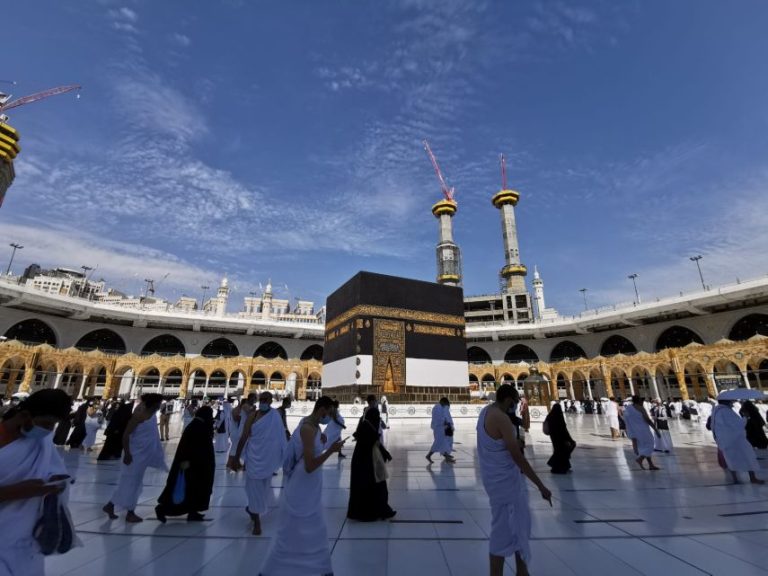 Arab Saudi Secara Resmi Menutup Akses Umrah Setelah Tanggal 13 April 2025