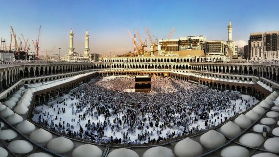 Calon Jemaah Haji Surabaya Mantapkan Kesiapan Mental dan Spiritual, Meraih Haji Mabrur Melalui Training Menata Hati