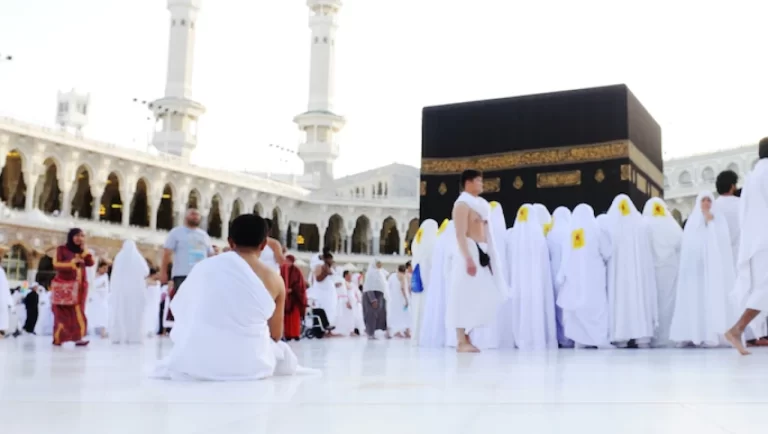 Tips Menghadapi Kesulitan Saat Haji & Umroh